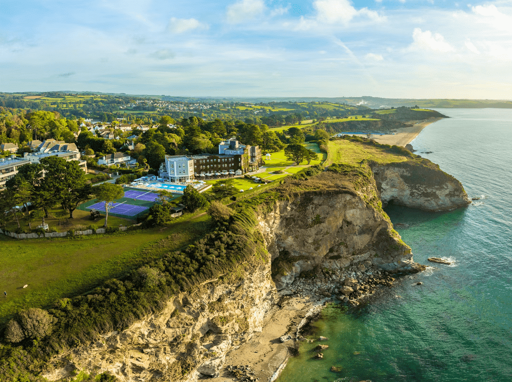 Introducing Leger Holidays’ Silver Service Signature Collection First Stand-Alone Uk & Ireland Brochure