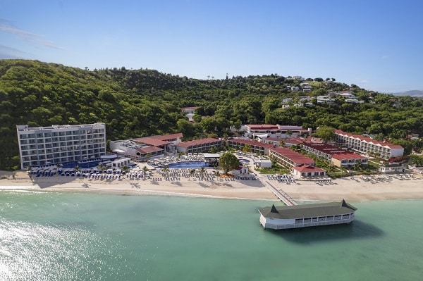 Blue Diamond Resorts unveils its Chairman Overwater Bungalows at the Royalton CHIC Antigua